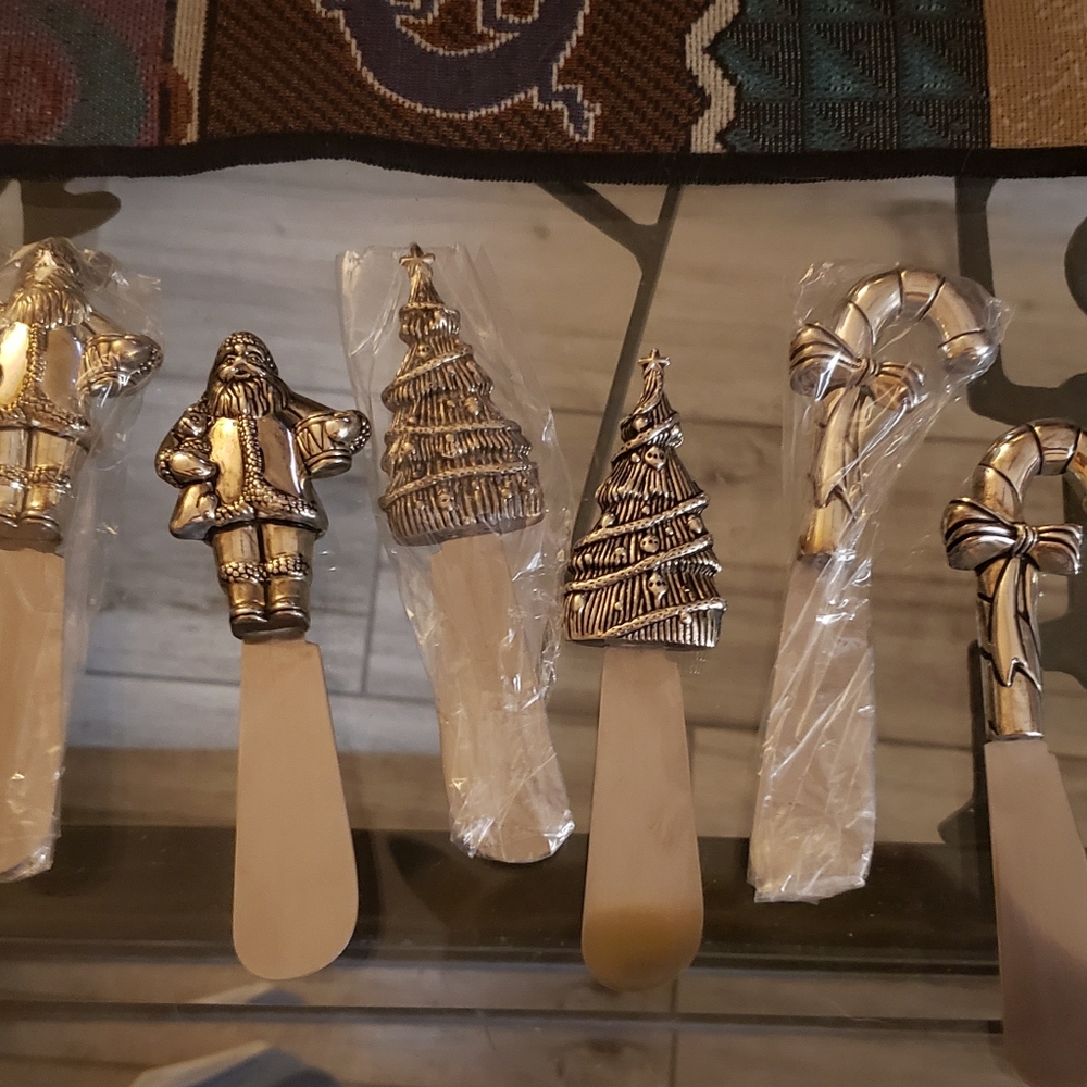 Silver plated Christmas spreaders